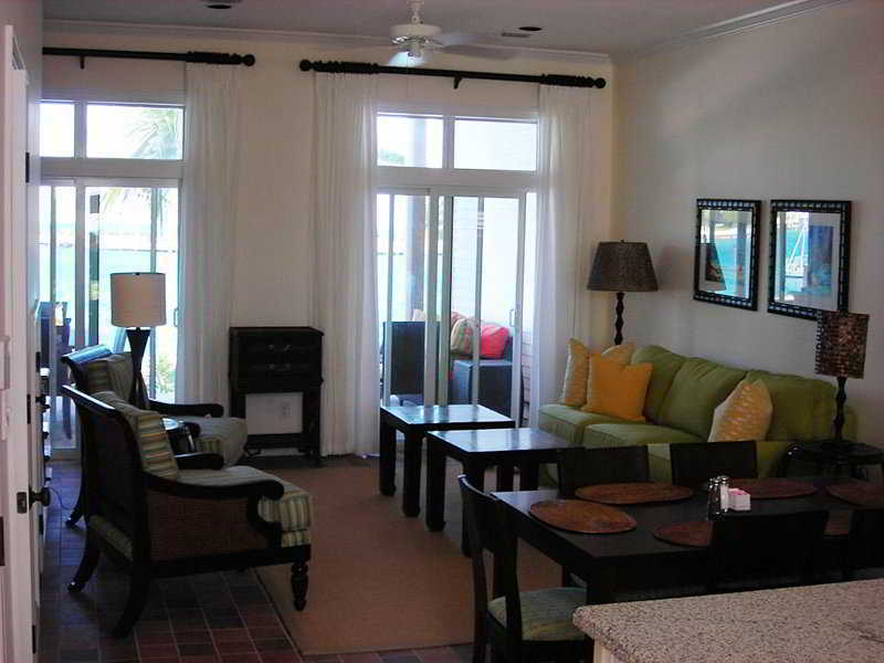Cape Eleuthera Resort & Marina Freetown Extérieur photo