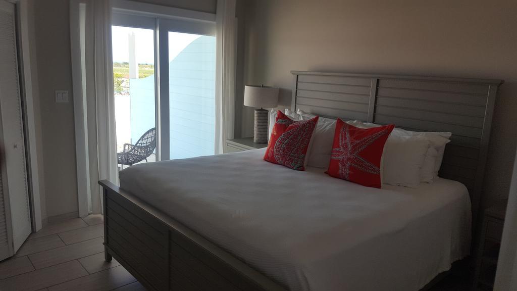 Cape Eleuthera Resort & Marina Freetown Extérieur photo