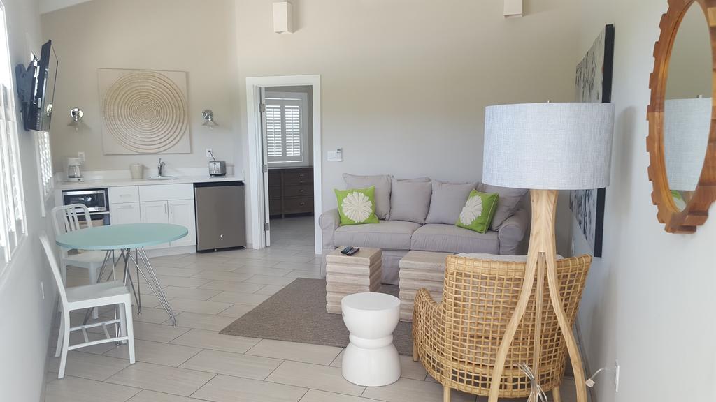 Cape Eleuthera Resort & Marina Freetown Extérieur photo